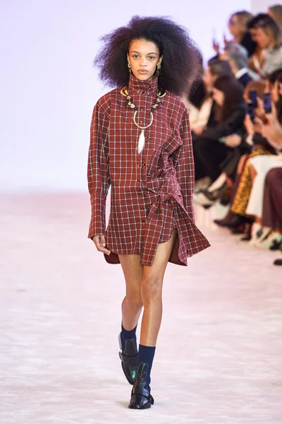Look 2